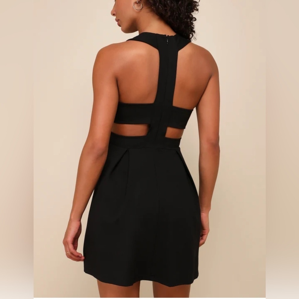 Lulu's Chic Black Sleeveless Mini Dress M - Picture 2 of 7